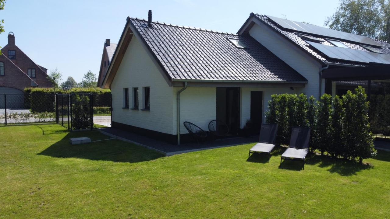 Damse Paveljoentje Comfort En Uitzicht In Damme Exterior photo